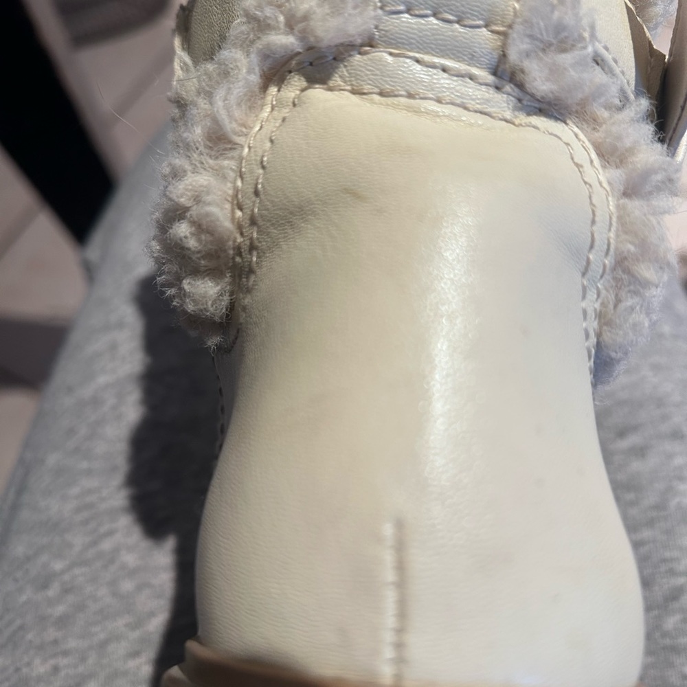Circus by Sam Edelman short winter boots